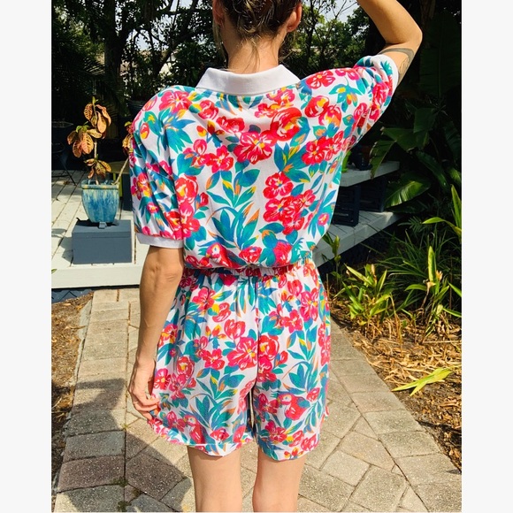 {{SOLD}} - Picture 3 of 4